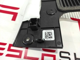 Накладка ниши для ног, ориг. номер 1100579-00-E, Tesla Model 3 2017-2021