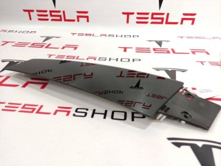 Накладка стойки B, наружная, ориг. номер 1004535-00-B, Tesla Model S 2012-2016