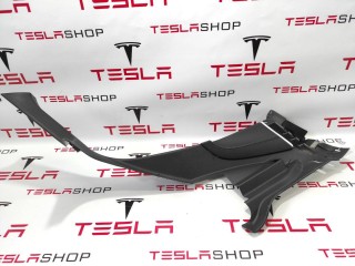 Накладка стойки С, ориг. номер 1008718-08-B, Tesla Model S 2012-2016