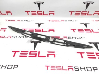 прочая запчасть, ориг. номер 1011685-01-C, Tesla Model S 2012-2016