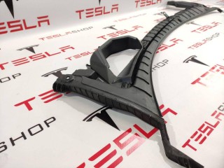 Подкапотная накладка стеклоочистителей, ориг. номер 1008976-00-E, Tesla Model S 2012-2016