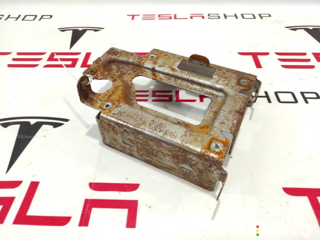 Кронштейн крепления блока радио Tesla Model S 2012-2016, 1009126-00-E, фото 1