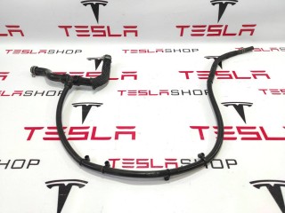 Шланг охлаждения с батареи в резервуар, ориг. номер 6007349-00-F, Tesla Model S 2012-2016