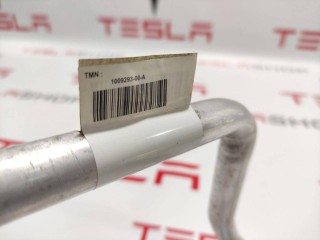Трубка радиатора кондиционера, ориг. номер 1009293-00-A, Tesla Model S 2012-2016