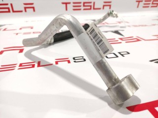 Трубка радиатора кондиционера, ориг. номер 1009293-00-A, Tesla Model S 2012-2016