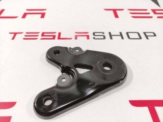 Пластина заднего подрамника, ориг. номер 1044576-00-B, Tesla Model 3 2017-2021