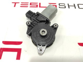 Привод (моторчик) люка, ориг. номер 6008620-00-B, Tesla Model S 2012-2016