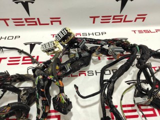 Электропроводка приборной панели кузова, ориг. номер 1004423-00-H, Tesla Model S 2012-2016
