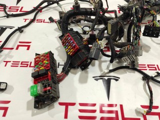 Электропроводка приборной панели кузова, ориг. номер 1004423-00-H, Tesla Model S 2012-2016