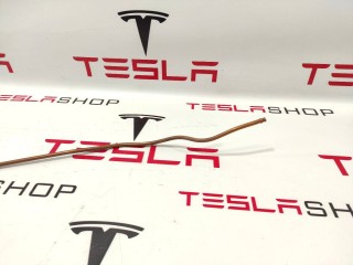 Трубка медная тросика привода люка правая, ориг. номер 6008690-00-E, Tesla Model S 2012-2016