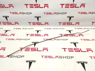 Трубка медная тросика привода люка правая, ориг. номер 6008690-00-E, Tesla Model S 2012-2016