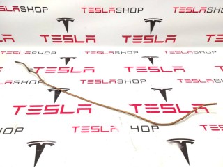 Трубка медная тросика привода люка левая, ориг. номер 6008691-00-E, Tesla Model S 2012-2016