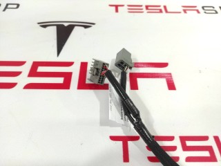 Электропроводка центральной консоли, ориг. номер 1004418-00-H, Tesla Model S 2012-2016