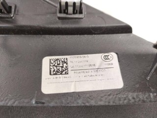 Накладка стойки А, ориг. номер 1035939-04-G, Tesla Model X 2015-2021