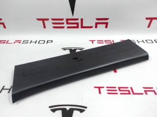 Накладка дверного порога, ориг. номер 1053189-00-F, Tesla Model X 2015-2021
