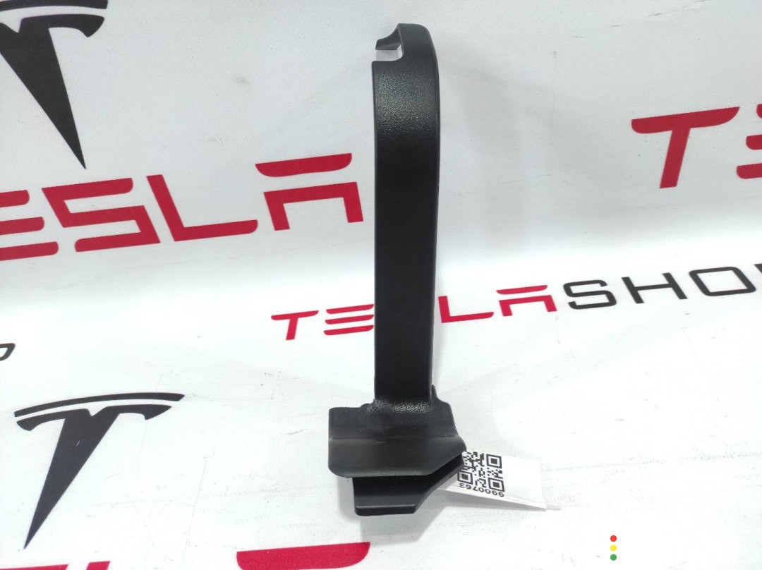 Кронштейн (крепление) коврового покрытия багажника Tesla Model X 2015-2021, 1066956-00-D, фото 3
