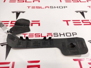 Кронштейн крепления фары противотуманной левой, ориг. номер 1089447-00-B, Tesla Model 3 2017-2021