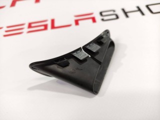 Рамка ремня безопасности, стойка С правая, ориг. номер 1494613-79-B, Tesla Model Y 2020-2026