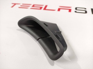 Рамка ремня безопасности, стойка С правая, ориг. номер 1494613-79-B, Tesla Model Y 2020-2026