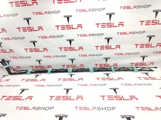Патрубок системы охлаждения батареи, ориг. номер 1043854-00-B, Tesla Model X 2015-2021
