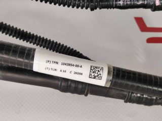 Патрубок системы охлаждения батареи, ориг. номер 1043854-00-B, Tesla Model X 2015-2021