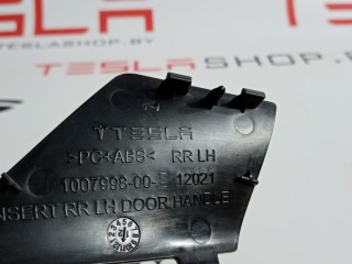 Заглушка обшивки (карты) двери, ориг. номер 1007998-00-E, Tesla Model S 2012-2016