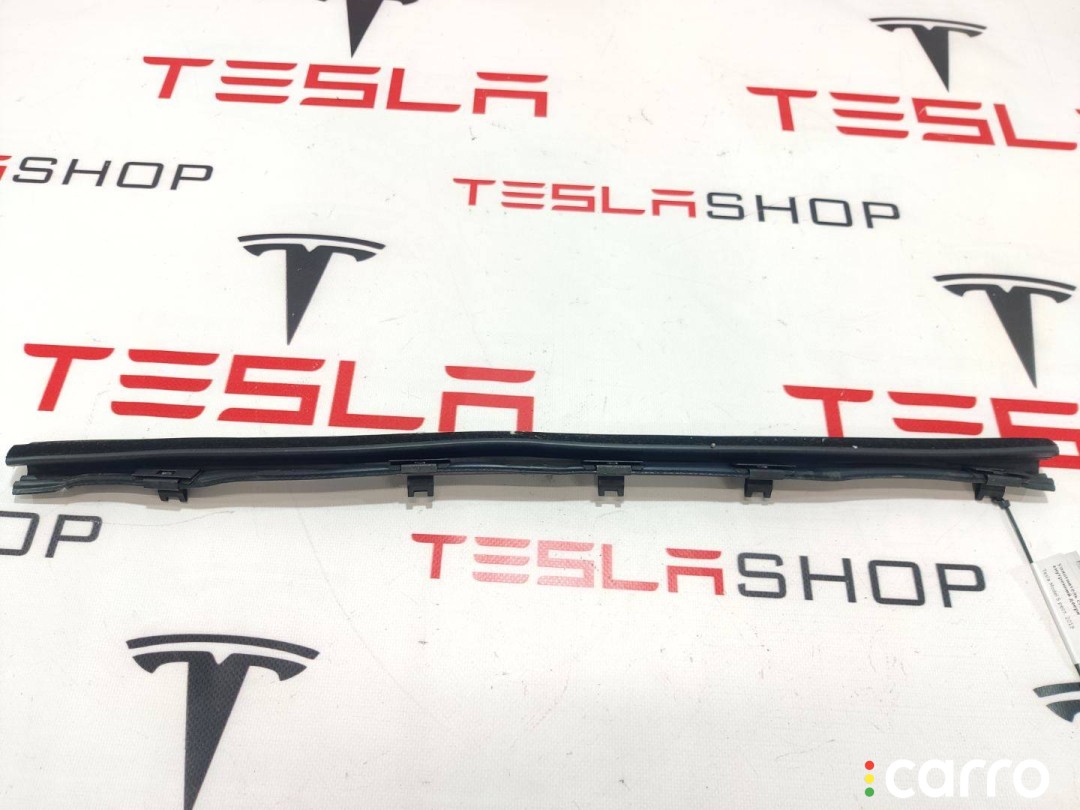 Уплотнитель стекла внутренний двери Tesla Model S 2016-2021, 1038408-00-A, фото 1