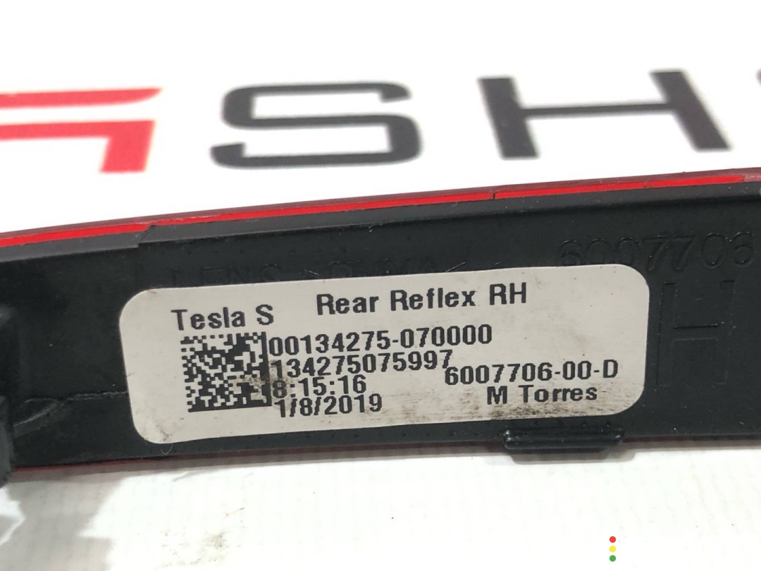 Отражатель заднего бампера Tesla Model S 2016-2021, 6007706-00-C, фото 4