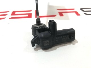 прочая запчасть, ориг. номер 1036761-00-A, Tesla Model 3 2017-2021