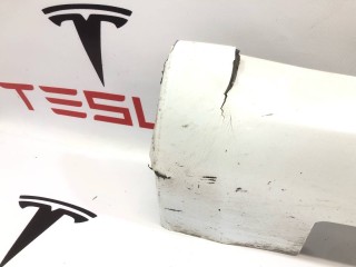 Накладка порога рокерной панели, ориг. номер 6005874-00-G, Tesla Model S 2016-2021