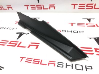 Накладка багажника (под полку), ориг. номер 1010339-00-D, 1016337-00-D, Tesla Model S 2016-2021