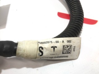 Зажим клеммы АКБ 12V (Минус - ), ориг. номер 2092875-00-A, Tesla Model S 2016-2021