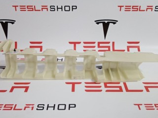 Кронштейн внешний сидений 2-го ряда, ориг. номер 1089759-00-B, Tesla Model X 2015-2021