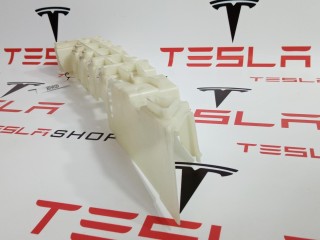 Кронштейн внешний сидений 2-го ряда, ориг. номер 1089759-00-B, Tesla Model X 2015-2021