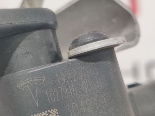 Датчик уровня пневмоподвески, ориг. номер 1027946-00-B, Tesla Model S 2016-2021