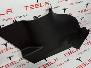 Накладка стойки С, ориг. номер 1073289-00-D, Tesla Model X 2015-2021