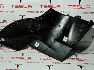 Накладка стойки С, ориг. номер 1073289-00-D, Tesla Model X 2015-2021
