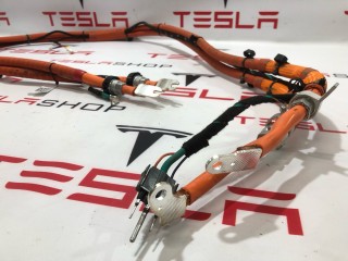прочая запчасть, ориг. номер 1055873-10-G, 1065730-00-C, Tesla Model S 2012-2016