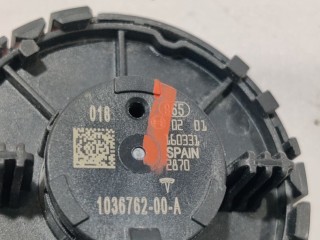 прочая запчасть, ориг. номер 1036762-00-A, Tesla Model Y 2020-2026