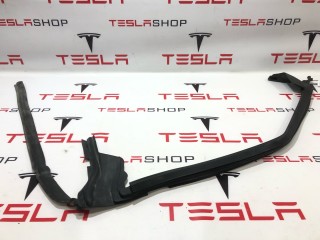 Уплотнитель стекла внутренний двери, ориг. номер 1032177-00-D, Tesla Model X 2015-2021