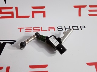 Датчик уровня пневмоподвески, ориг. номер 6006514-00-B, Tesla Model S 2012-2016