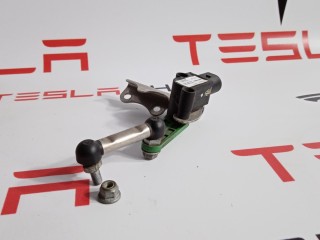 Датчик уровня пневмоподвески, ориг. номер 6006514-00-B, Tesla Model S 2012-2016