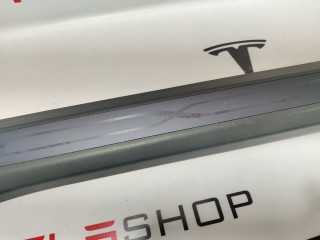 Накладка дверного порога, ориг. номер 1035985-00-G, 1496499-00-A, 1496500-00-A, Tesla Model X 2015-2021