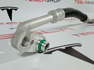 Трубка радиатора кондиционера, ориг. номер 1009293-00-A, Tesla Model S 2012-2016