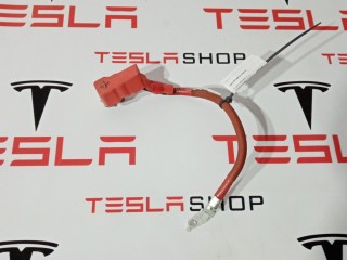 Зажим клеммы АКБ 12V (Плюс + ), ориг. номер 1067971-00-D, Tesla Model 3 2017-2021
