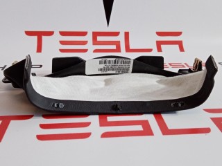 Накладка декоративная рулевой колонки, ориг. номер 1008303-00-D, Tesla Model S 2012-2016