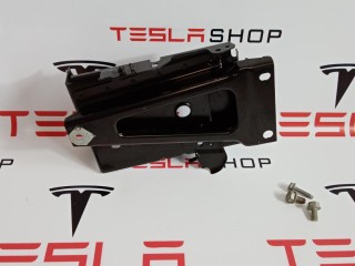 Крепление аккумулятора 12V, ориг. номер 1007556-00-C, Tesla Model S 2012-2016