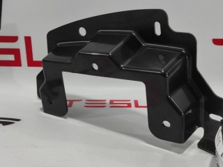 прочая запчасть, ориг. номер 1008901-00-B, Tesla Model S 2012-2016