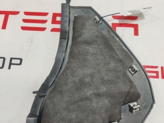 Накладка боковая торпеды, ориг. номер 1043541-00-D, Tesla Model X 2015-2021