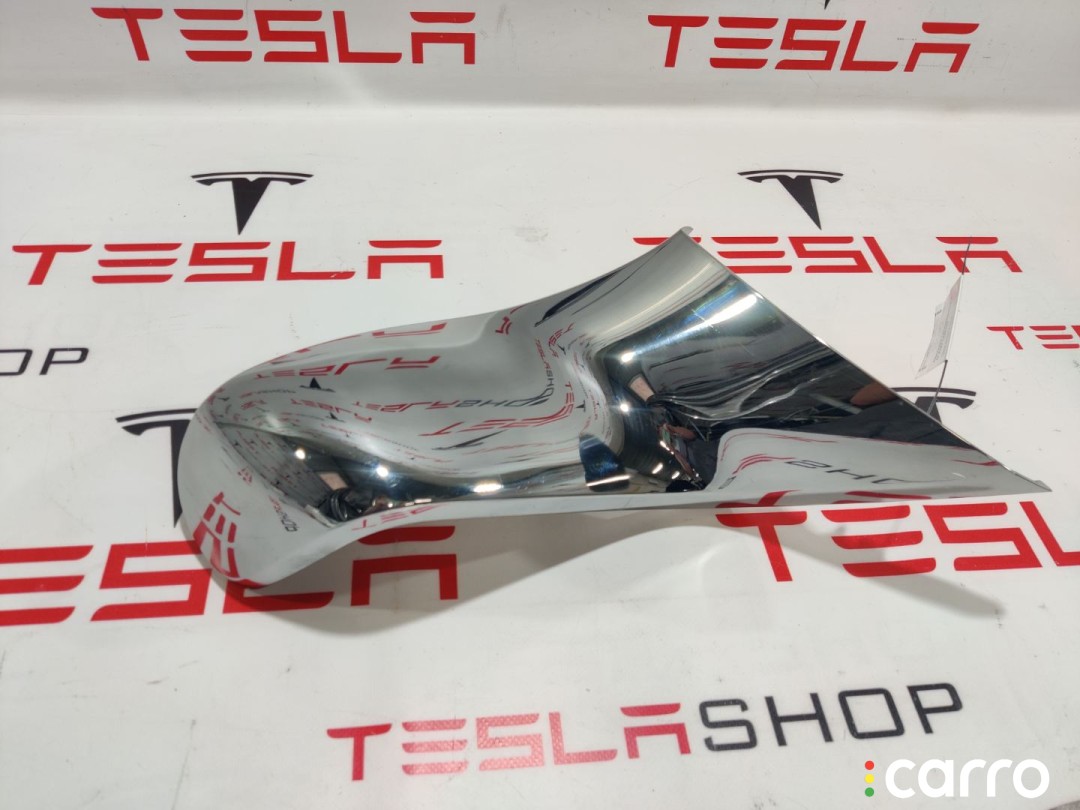 Накладка хромированная 2-го ряда сидения Tesla Model X 2015-2021, 1062962-00-B, фото 1